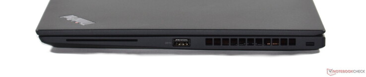 À droite : lecteur de carte à puce, USB-A 3.2 Gen 1, verrou Kensington