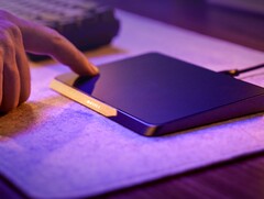 Un nouveau trackpad est actuellement disponible à prix réduit. (Source de l&#039;image : Hyper Products Inc.)