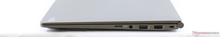 Côté droit : lecteur de carte micro SD, écouteurs 3,5 mm, USB 3.0, USB 2.0, verrou de sécurité Kensington.