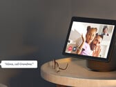 L'Echo Show nouvelle génération pourrait littéralement suivre l'utilisateur partout. (Source : Amazon)