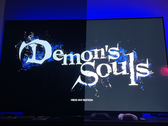 Le PS5 n'affiche pas correctement les couleurs lorsque la SDR est désactivée, comme le montre la partie droite de cette image composite. (Source de l'image : Tim Rogers)