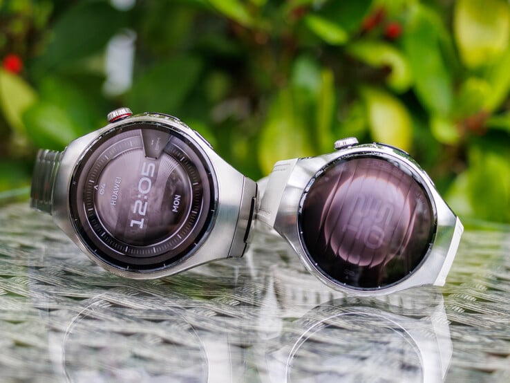 De gauche à droite : 46 mm et 42 mm (photo : Daniel Schmidt)