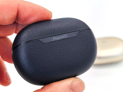 Bleu foncé avec une finition texturée