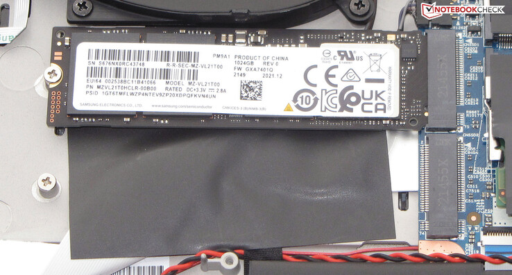 Le X30 peut accueillir deux SSD.