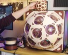 Le SuperDome de Noctua intègre 15 ventilateurs dans le panneau latéral d'un PC de jeu.