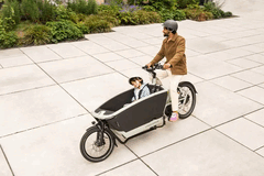 L'Urban Arrow FamilyNext Pro est équipé d'un moteur Bosch Cargo Line Smart System qui offre un couple de 85 Nm (Source de l'image : Urban Arrow)