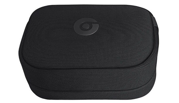 Apple prévoit également un nouvel étui de transport pour le Beats Solo4 (Image : 9to5Mac)