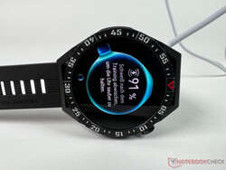 Huawei Watch GT 3 SE en cours de chargement