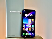 Dans notre test, le Xiaomi 17 Max s’est révélé être un appareil d’une grande longévité, mais il n’est disponible qu’en importation depuis la Chine.