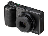 Ricoh annonce l'appareil photo numérique compact GR IV avec objectif 28 mm. (Source de l'image : Ricoh)