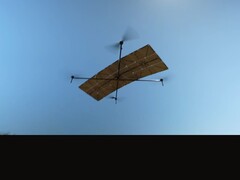 La première version du drone solaire