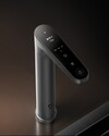 Le robinet du purificateur d'eau Xiaomi Mijia Rich Mine 1200G est doté d'un écran tactile. (Source de l'image : Xiaomi)
