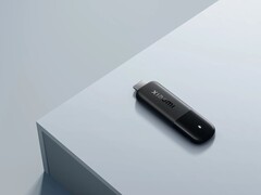 Le Xiaomi TV Stick 4K (2nd Gen) (photo) a fait son apparition sur le site web mondial de la marque. (Source de l&#039;image : Xiaomi)