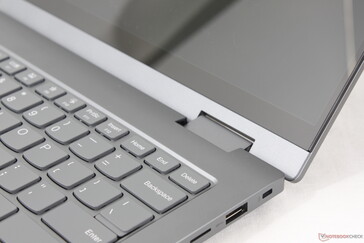 Bouton d'alimentation à empreinte digitale sur le bord droit de l'écran