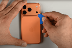 démontage de l&#039;iPhone 17 Pro (Image Source : iFixit)