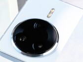 Le Redmi K80 Ultra devrait ressembler aux autres téléphones de la série K80. (Source de l'image : Jack Yee)