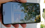 OnePlus 6 à l'extérieur : capteur de luminosité ambiante.