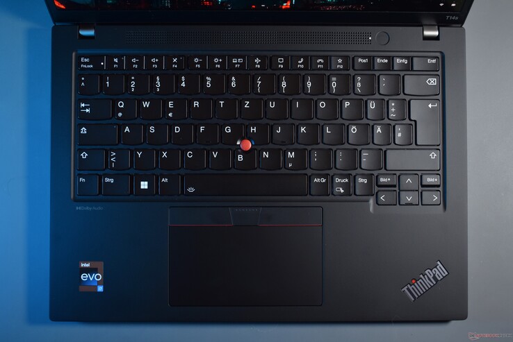 Lenovo ThinkPad T14s G4 : zone du clavier