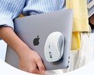 La souris sans fil ESR MagMouse est la première souris au monde à fixation magnétique avec câble de chargement intégré (Source : ESR)