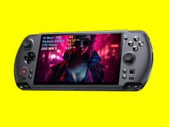 Le GPD Win 5 pèse à peu près autant qu'une Nintendo Switch 2 avec sa batterie déconnectée. (Source de l'image : GPD)