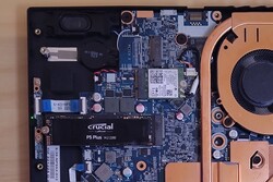 Crucial P5 et emplacement SSD libre