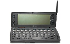 Communicateur Nokia 9110. (Source de l&#039;image : Wikipedia)