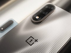 Le OnePlus Ace 5 Ultra. (Source de l&#039;image : OnePlus)