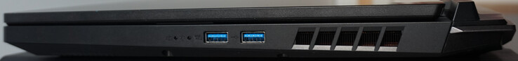 Ports de droite : 2 x USB-A (10 Gbit/s)