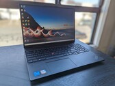 Test du Lenovo ThinkPad E16 G1 Intel : le Core i5 au coude à coude avec le Ryzen 7 d'AMD