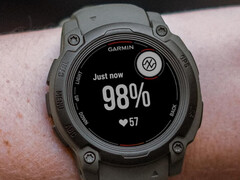 L'Instinct E et l'Instinct 3 ne devraient plus se bloquer lorsque des activités guidées par GPS sont actives. (Source de l'image : Garmin)