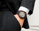 Le bracelet Pitaka en fibre de carbone est une alternative légère et robuste aux bracelets par défaut des séries Galaxy Watch4 et Galaxy Watch5 de Samsung. (Source de l'image : Pitaka)