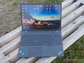 Test du Lenovo ThinkPad T16 G2 : PC portable de bureau silencieux à la grosse autonomie