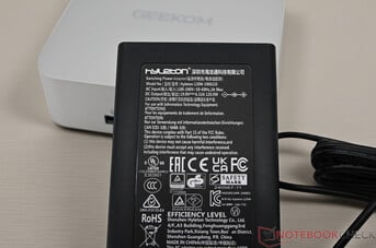 Bloc d'alimentation (19 V ; 6,32 A)