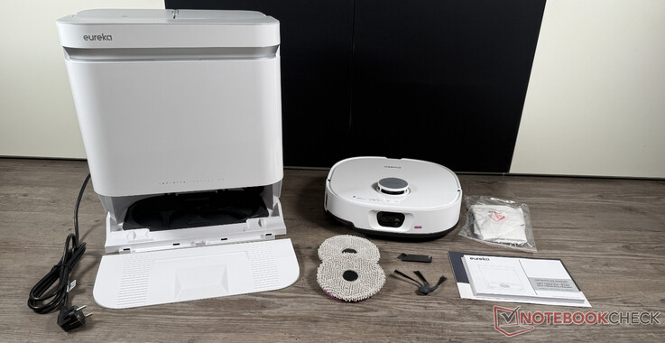 La portée de la livraison de l'Eureka J15 Max Ultra est gérable.