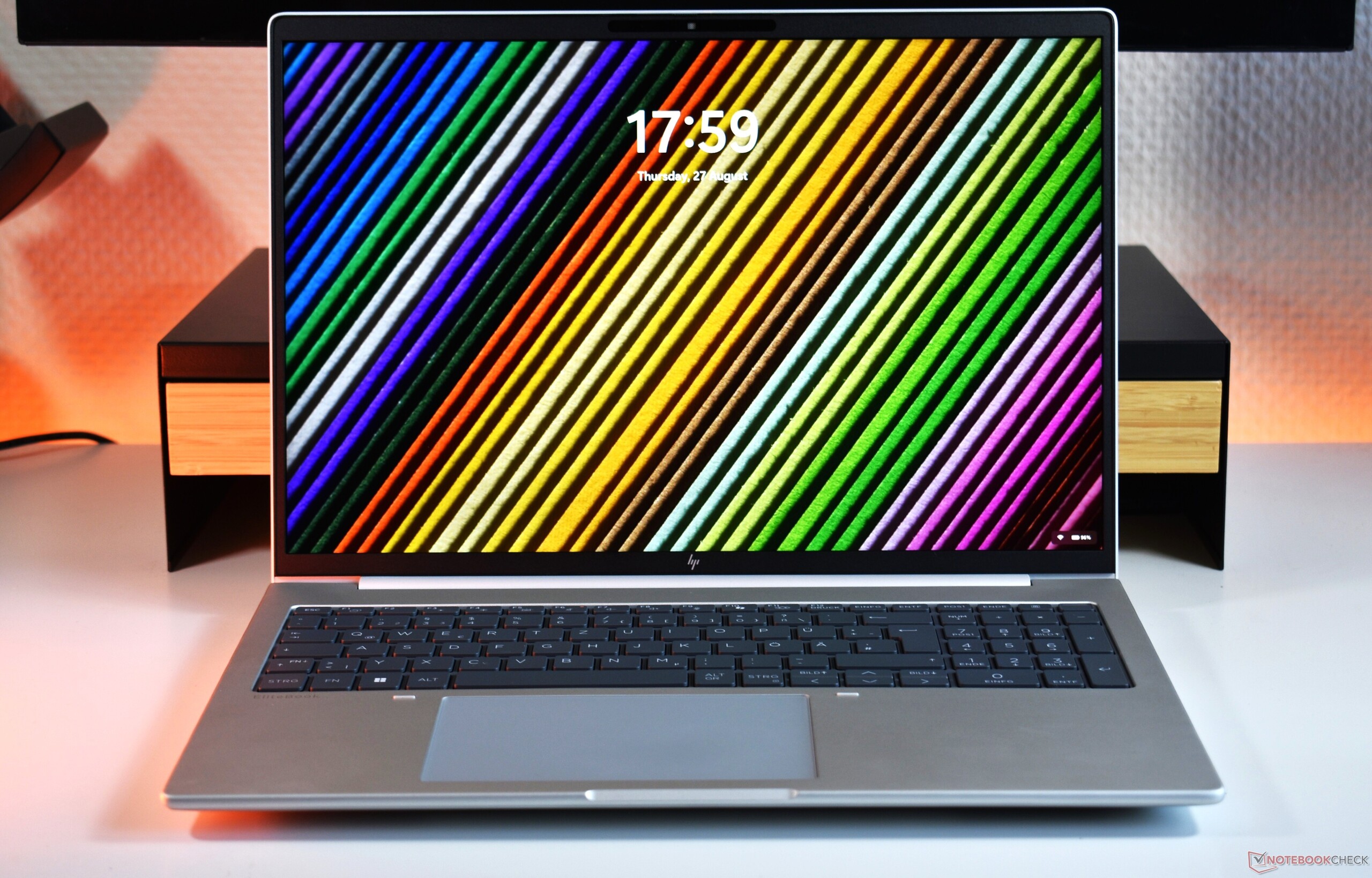 Le HP EliteBook 8 G2a 16
