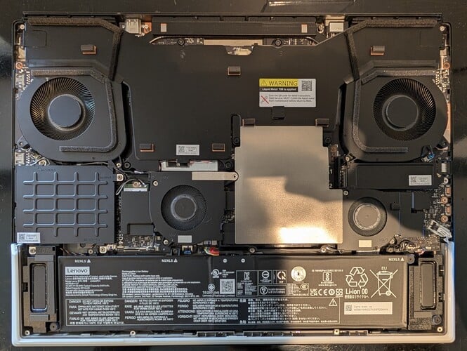 Lenovo Legion 9i (image source : Notebookcheck)