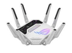 il offre des vitesses sans fil de 19 Gbps et des vitesses filaires allant jusqu'à 31 Gbps. (Source de l'image : Asus)