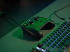 Le Steam Controller présenté sur le bureau