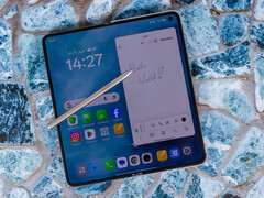 Oppo Find N6 avec stylet IA