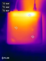 Asus NUC 14 Pro pendant le test de stress (côté supérieur)