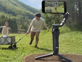 L'OM 6 est la rotule mobile phare de DJI et comprend un trépied intégré et une perche à selfie extensible (Source d'image : DJI)