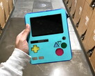 Le BMO DIY Adventure Time fonctionne avec RetroPie. (Image source : Lazuardi Rinaldi)