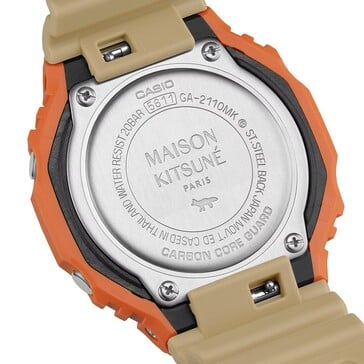 La marque Maison Kitsuné est gravée sur le boîtier arrière. (Source de l'image : Casio US)