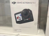 DJI vendra probablement l'Action 5 Pro avec plusieurs packs d'accessoires "combo". (Source de l'image : @Quadro_News)
