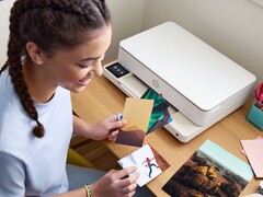 HP a lancé deux nouvelles imprimantes à gamme de couleurs P3, la 6555e et la 6155e (ci-dessus). (Source de l&#039;image : HP)