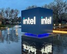 Le fondateur de TSMC critique l'orientation de la fonderie d'Intel ; il affirme que l'accent mis sur l'IA était crucial (Source d'image : Intel)