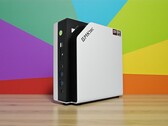 Le mini PC GMKtec EVO-X2 avec AMD Strix Halo (Image source : Notebookcheck)