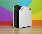 Le mini PC GMKtec EVO-X2 avec AMD Strix Halo (Image source : Notebookcheck)