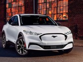 L'équipe de Webfleet a battu le record du monde du plus long trajet effectué par une voiture électrique, grâce à la Ford Mach-E à autonomie étendue. (Source de l'image : Ford)