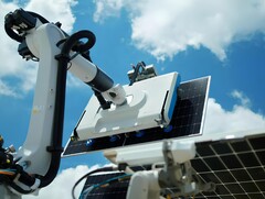 Le robot solaire peut installer des modules photovoltaïques de manière presque entièrement autonome.